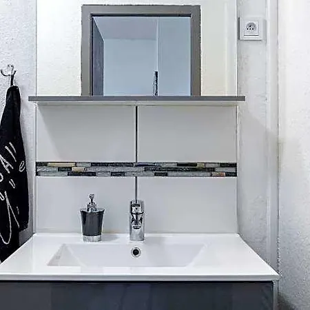 Comfort Basel Airport 2a46 Apartman Saint-Louis